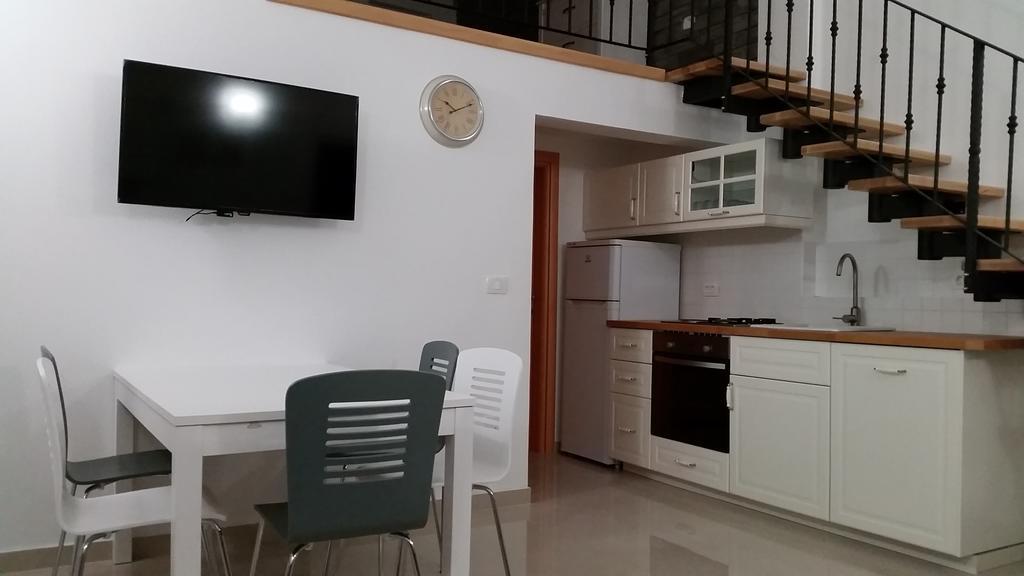 Apartments Zanic With Private Swimming Pool And Sea View ستاريغغاد باكلينتسا المظهر الخارجي الصورة
